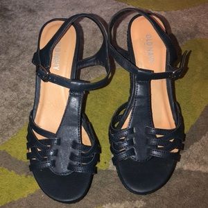 Old Navy navy blue wedge sandals size 6